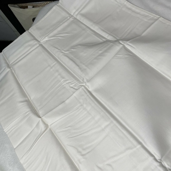 NIB [ 1‎ King ] Pillowcase for Frette At Home Brenta in Ivory / Sage Green - Picture 5 of 12